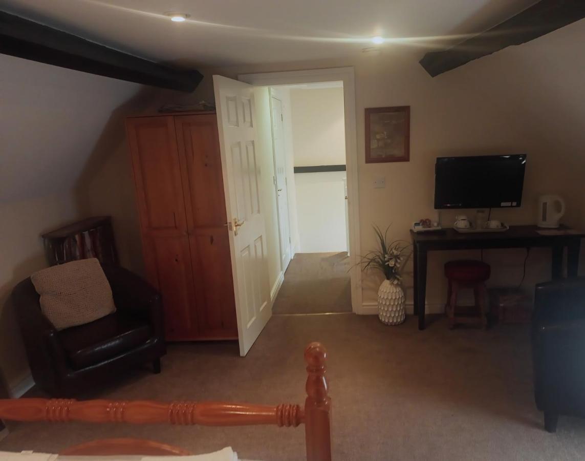 Inn The Hardinge Arms